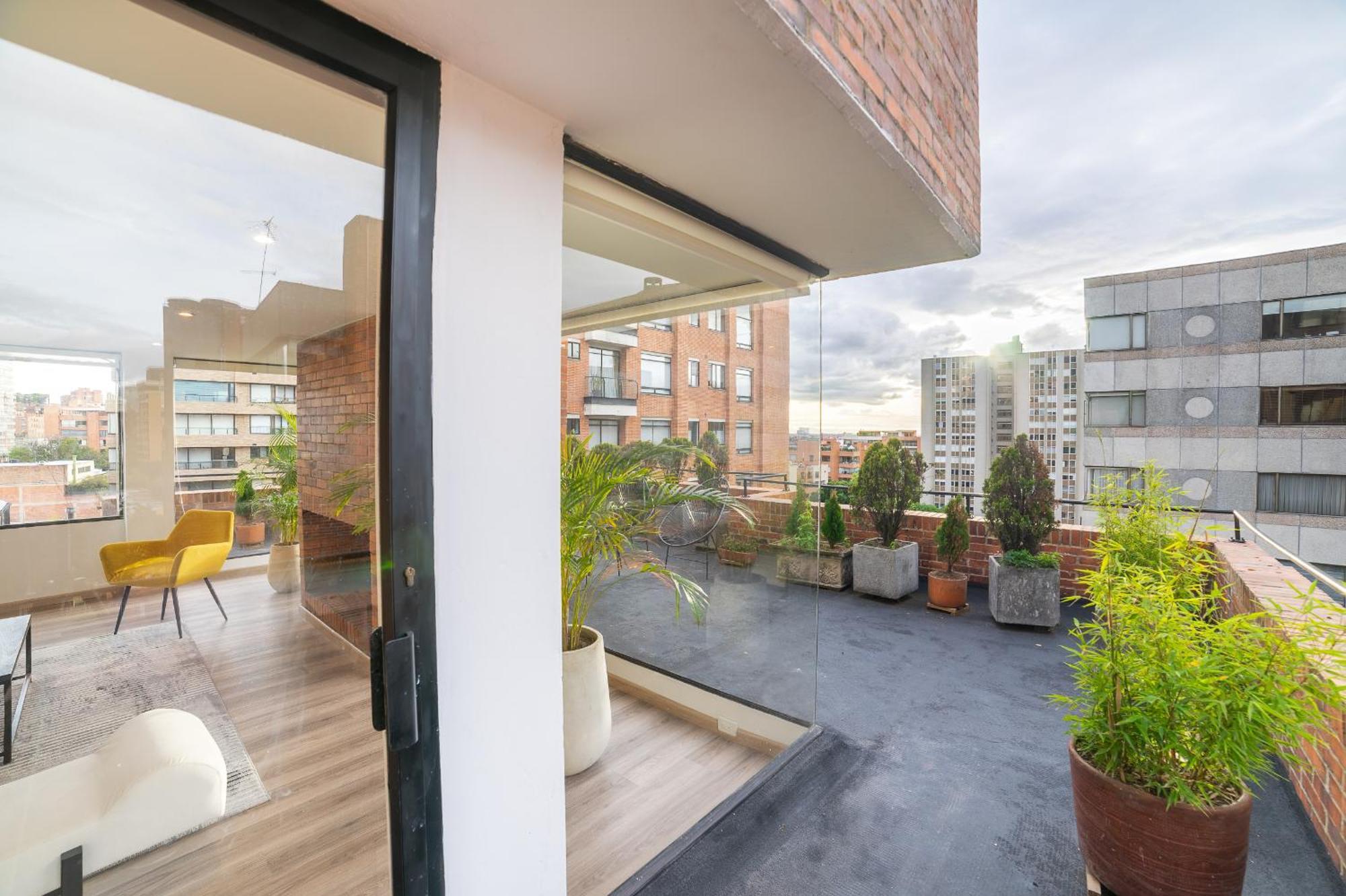 Penthouse Chicala Colombian Experience In Parque Virrey Apartment Bogota Exterior photo